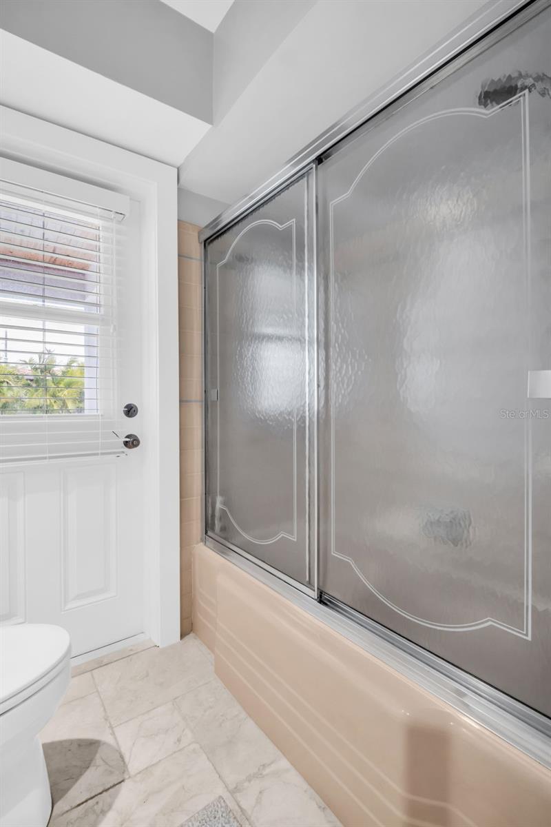 Image 47 of 79 For 2220 Vina Del Mar Boulevard