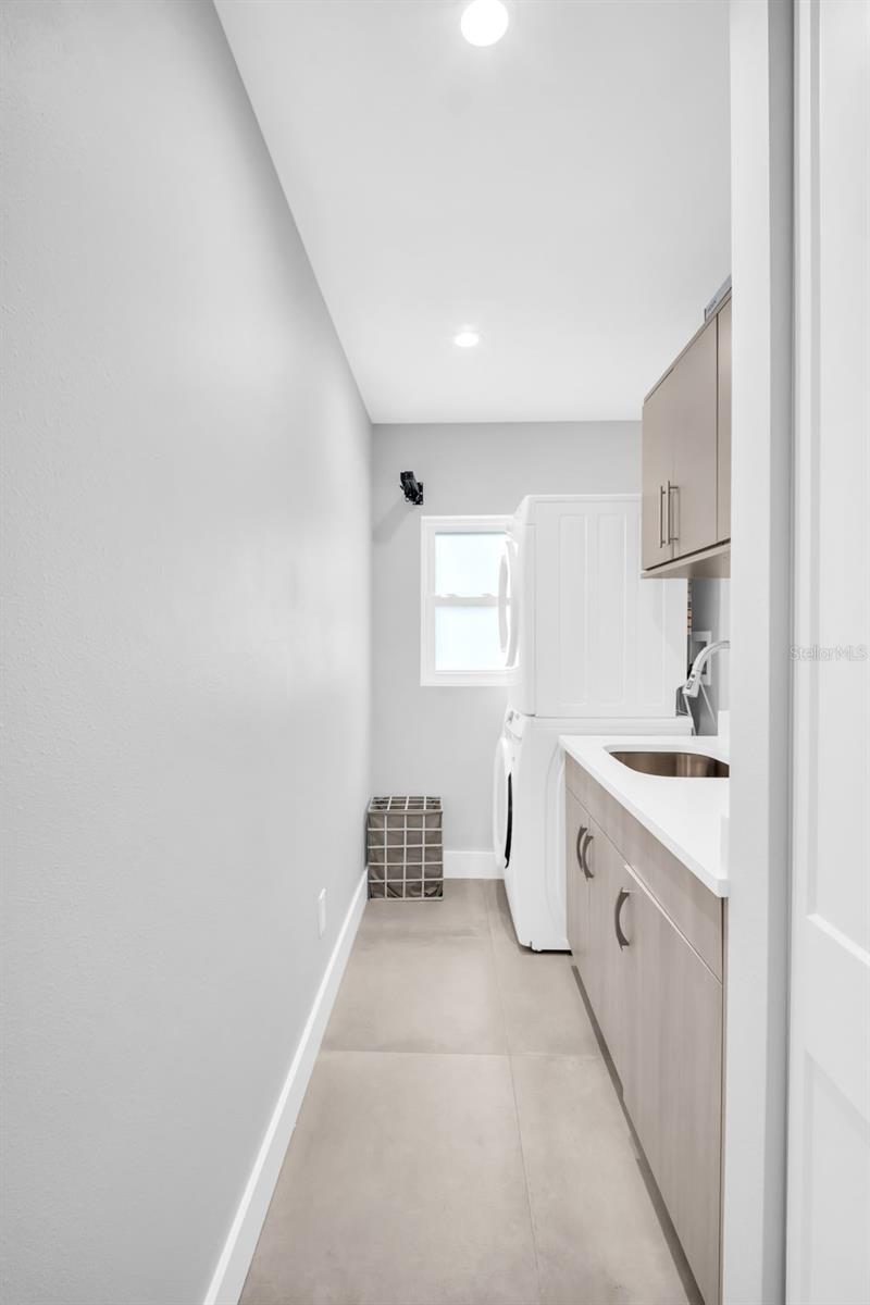 Image 48 of 79 For 2220 Vina Del Mar Boulevard