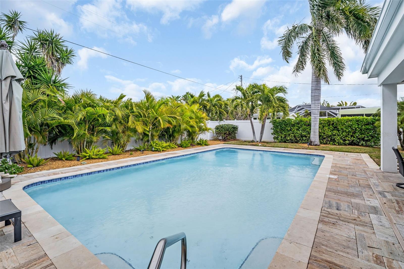 Image 8 of 79 For 2220 Vina Del Mar Boulevard