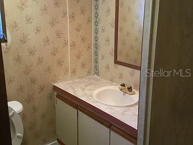 Image 6 of 7 For 8102 Adel Lane