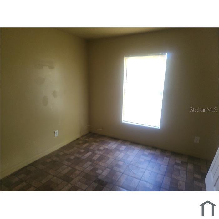 Image 7 of 10 For 3206 Mohawk Avenue