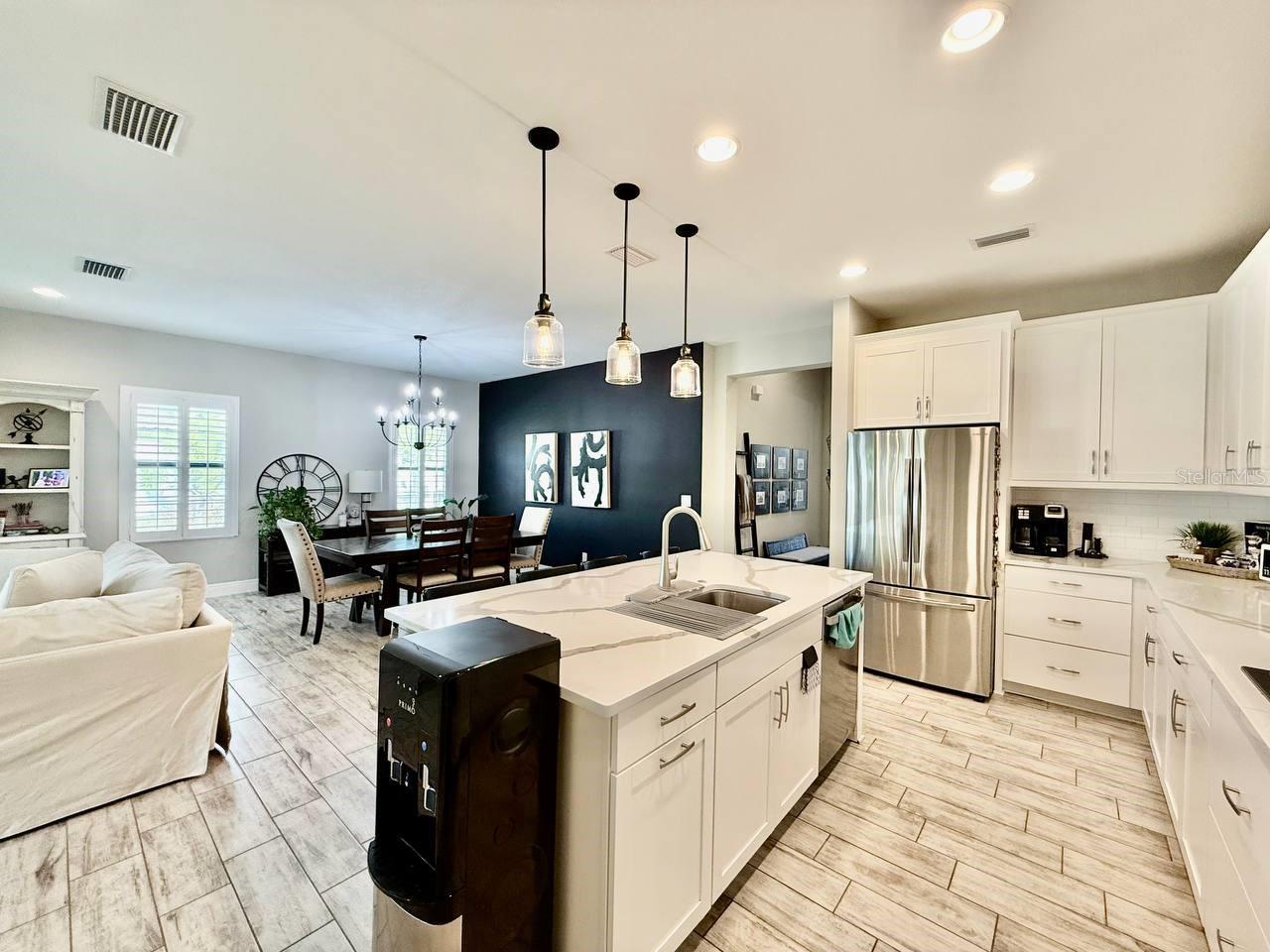 Image 10 of 42 For 4035 Maurice Avenue