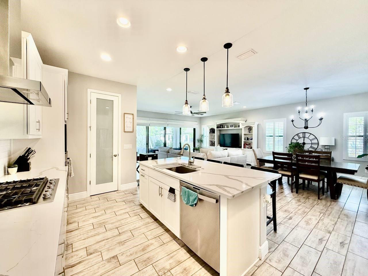 Image 11 of 42 For 4035 Maurice Avenue