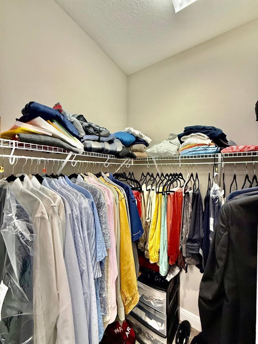 Image 25 of 42 For 4035 Maurice Avenue