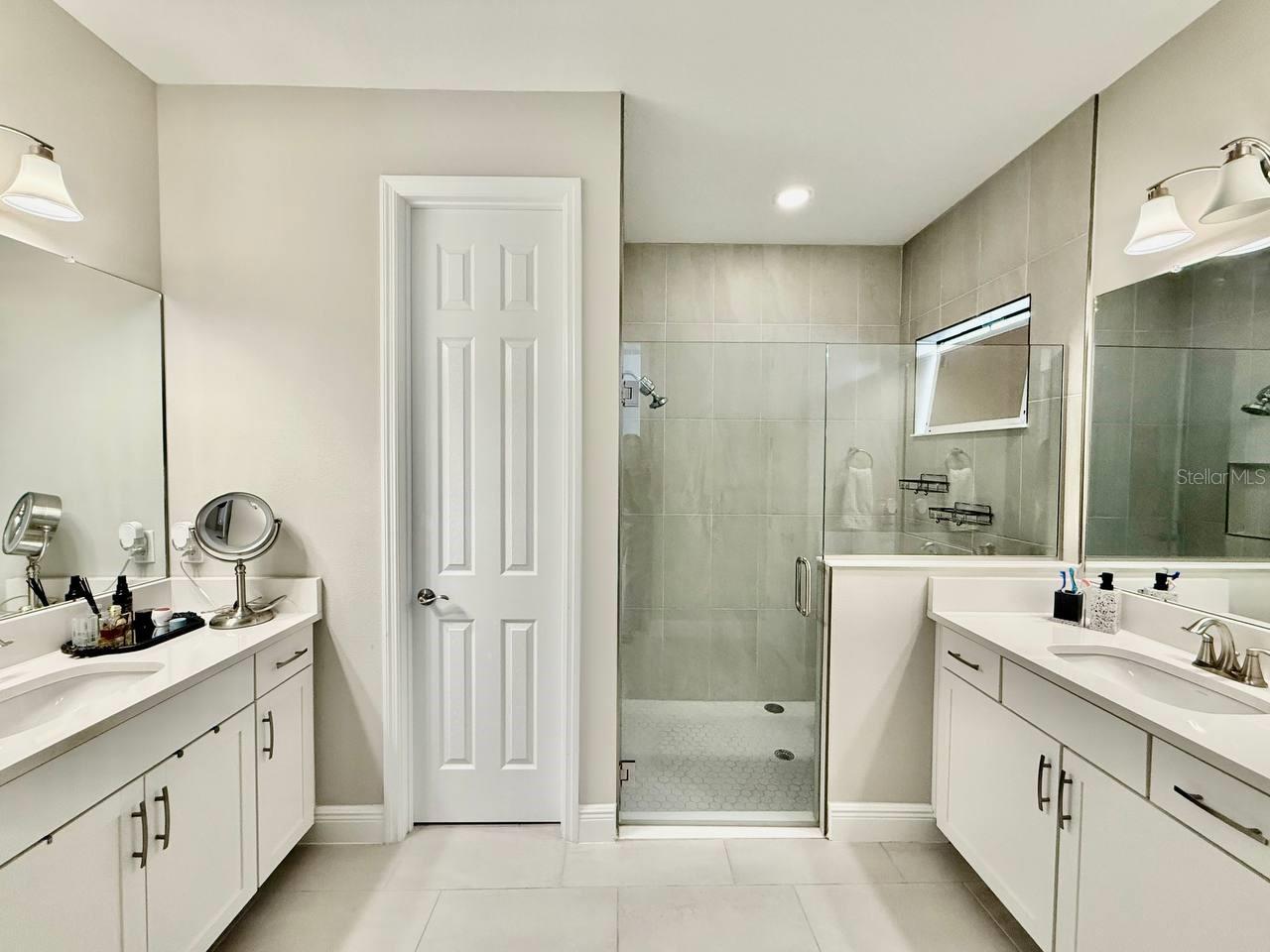 Image 26 of 42 For 4035 Maurice Avenue