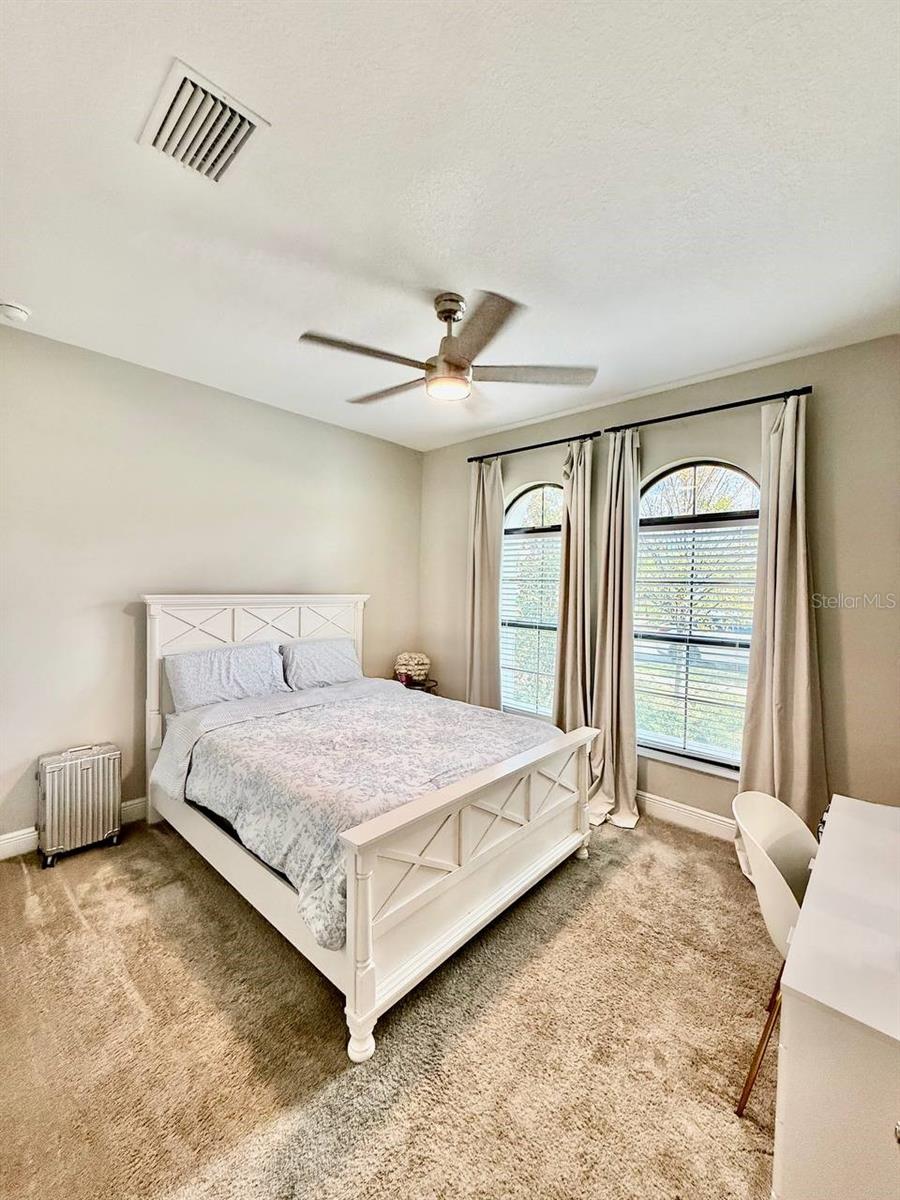 Image 29 of 42 For 4035 Maurice Avenue