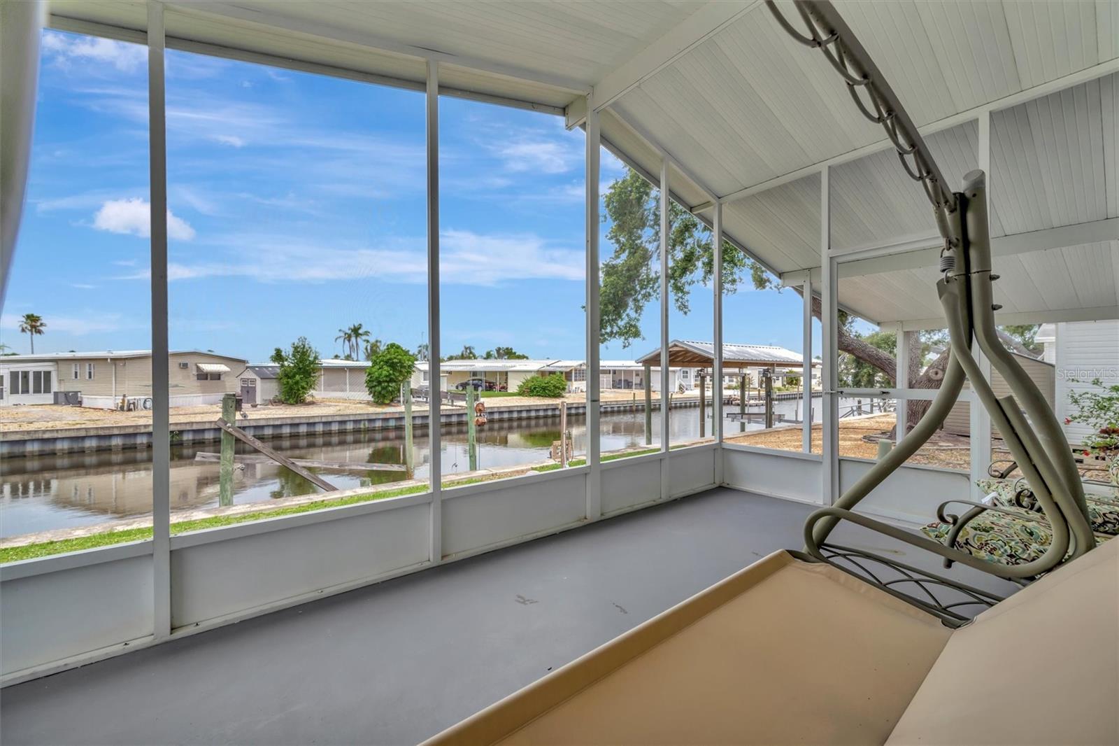 Image 26 of 45 For 106 Saint George Circle