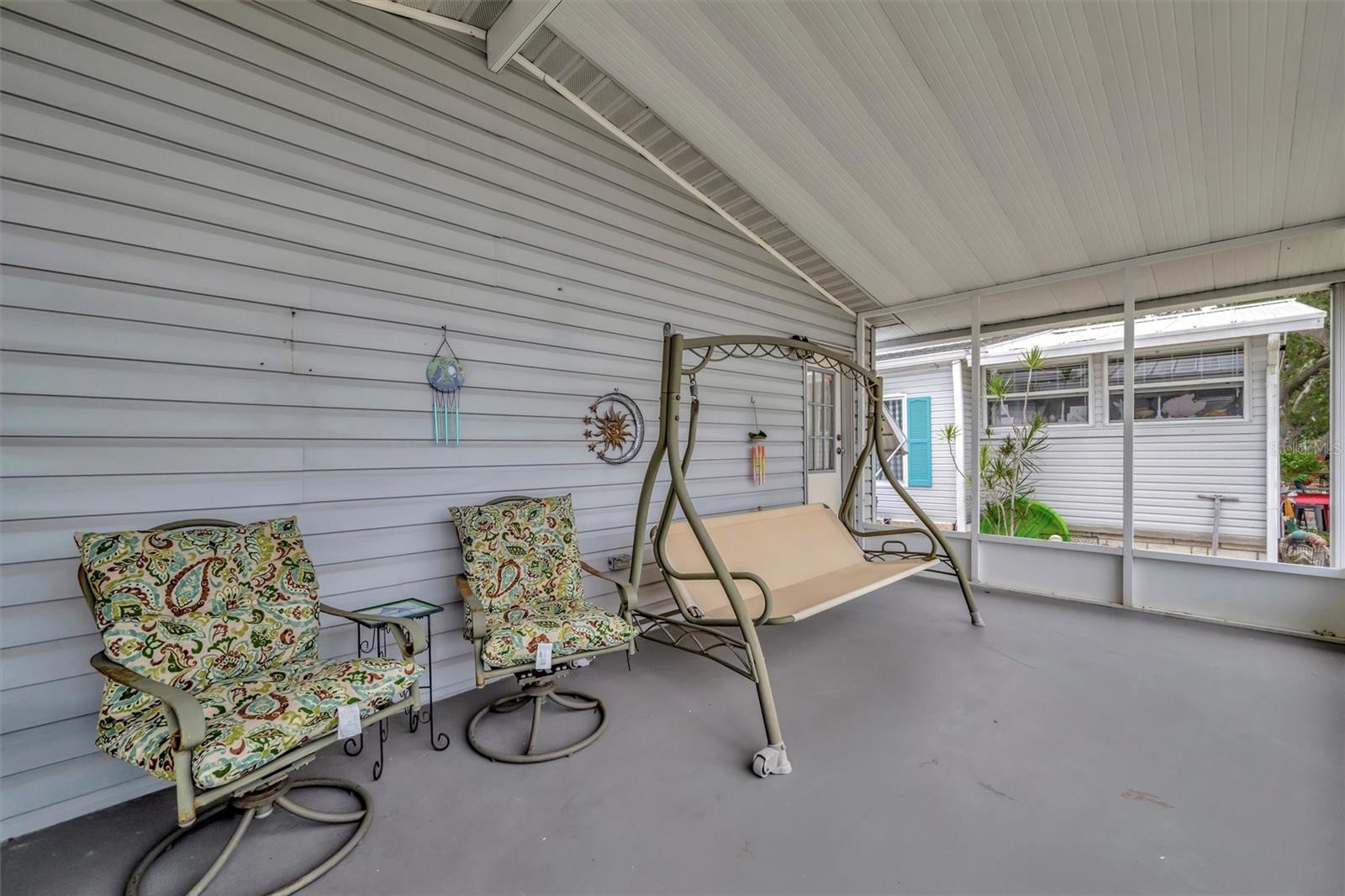 Image 28 of 45 For 106 Saint George Circle