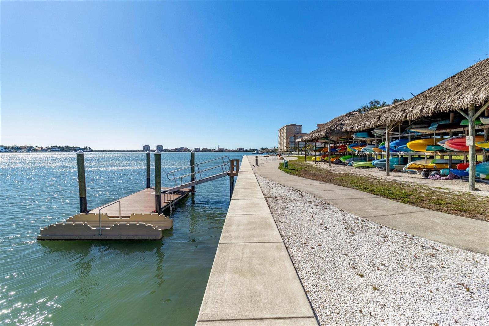 Image 21 of 28 For 4900 Brittany Drive S 112