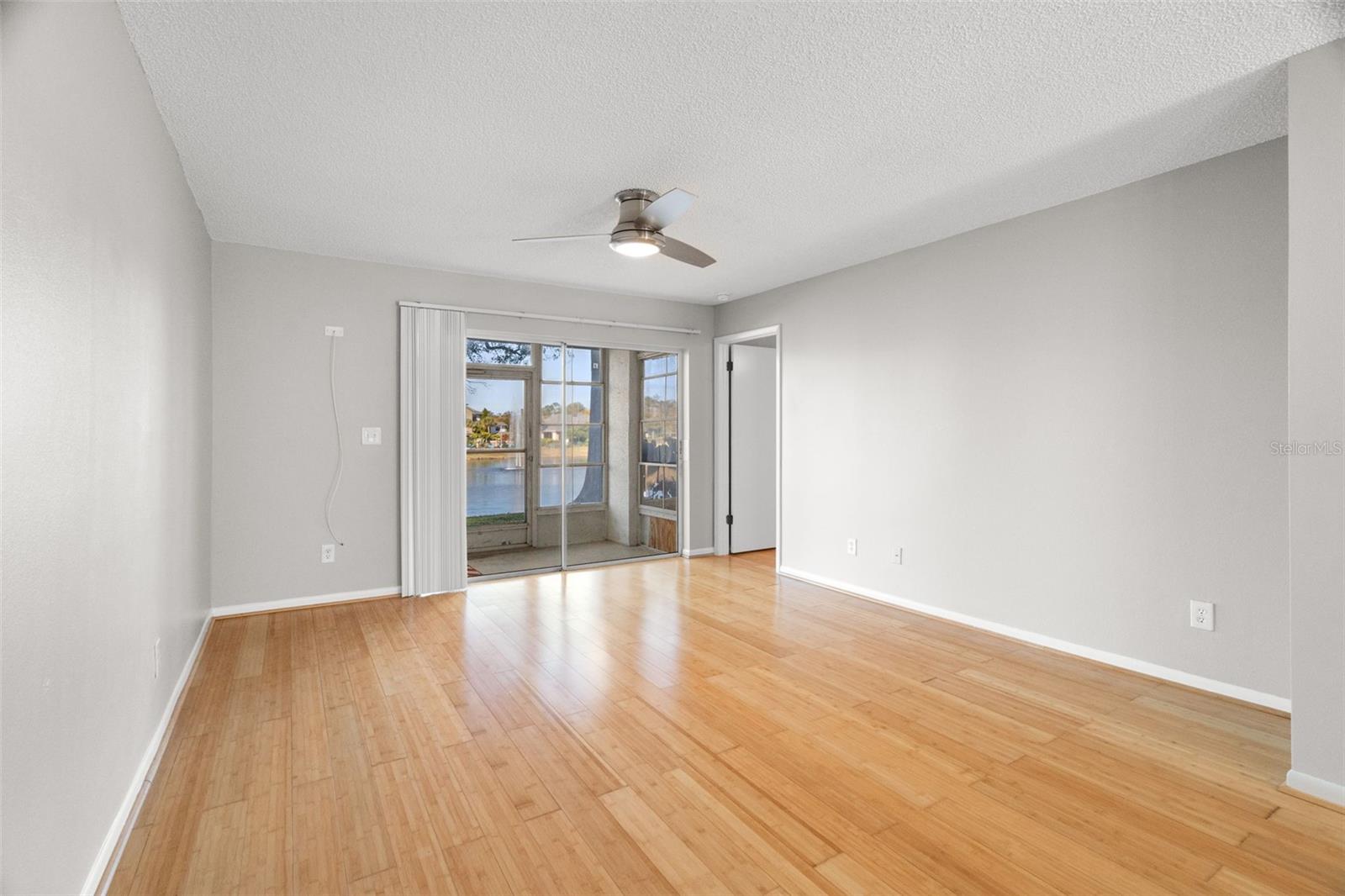 Image 20 of 28 For 1438 Millstream Lane 102