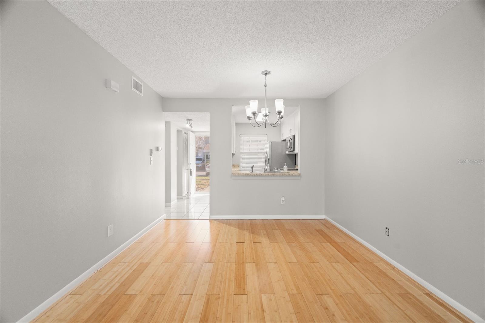 Image 23 of 28 For 1438 Millstream Lane 102