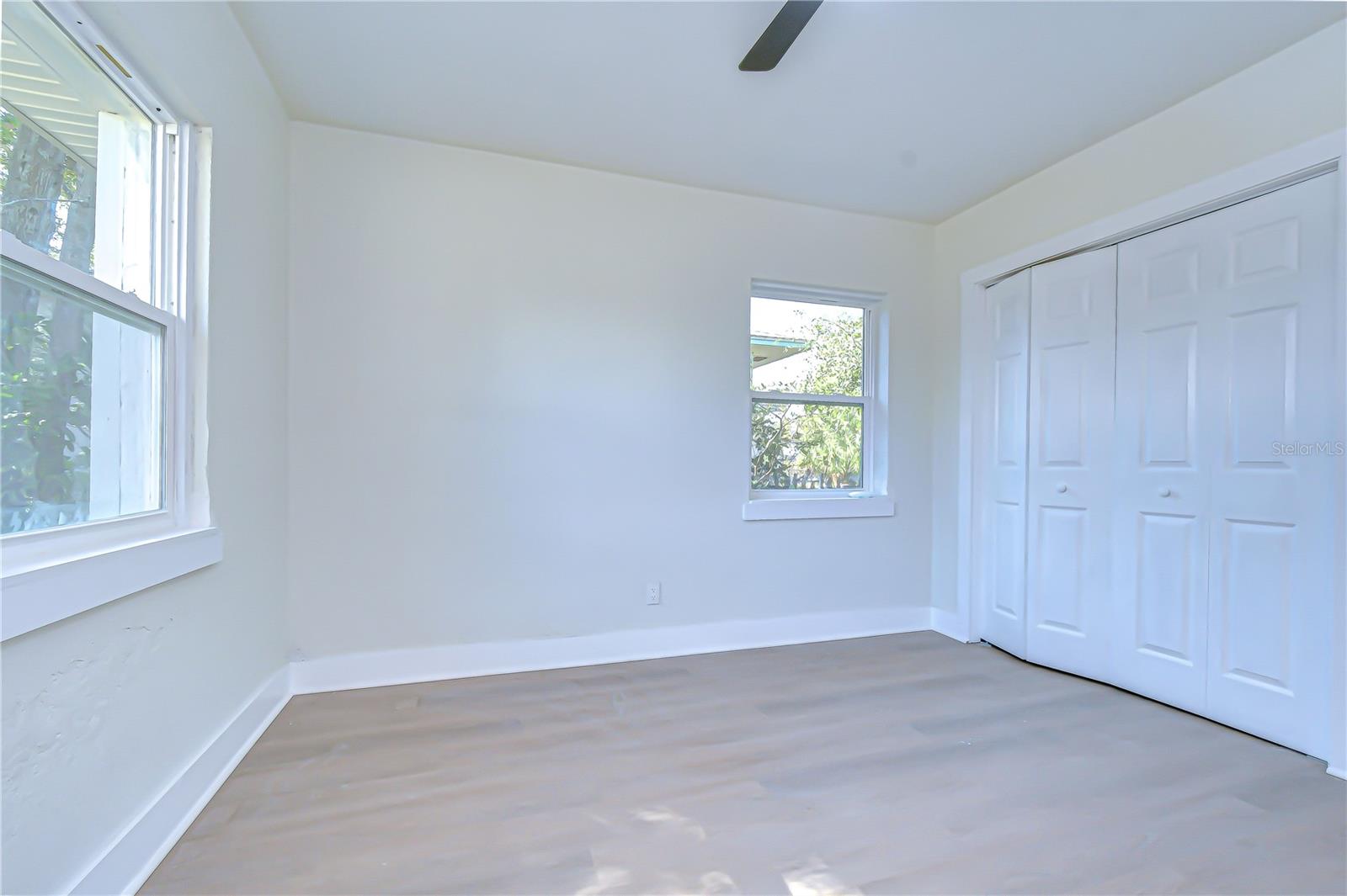 Image 17 of 22 For 1621 25th Avenue S