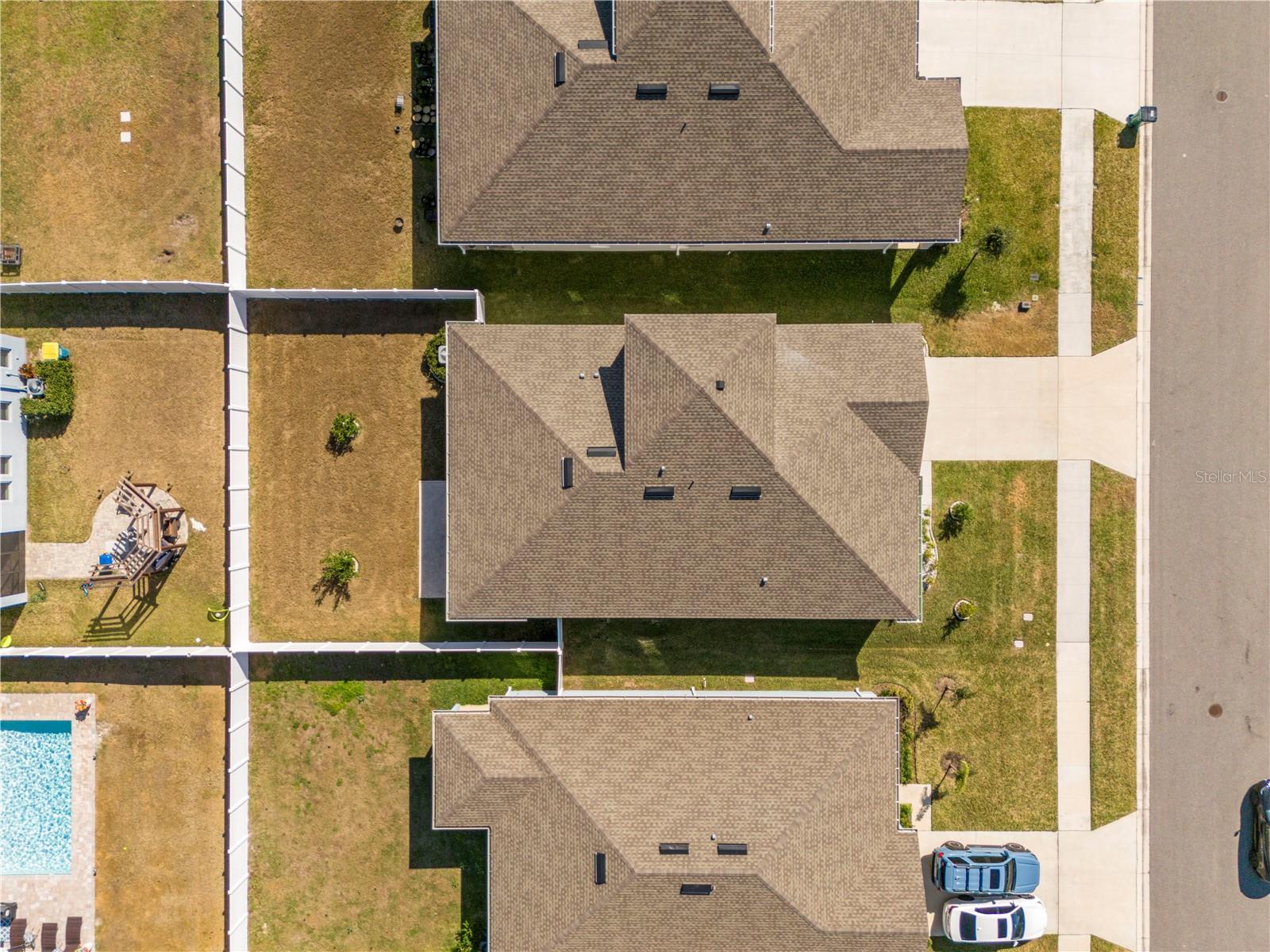 Listing photo id 51 for 7915 Greenway Avenue