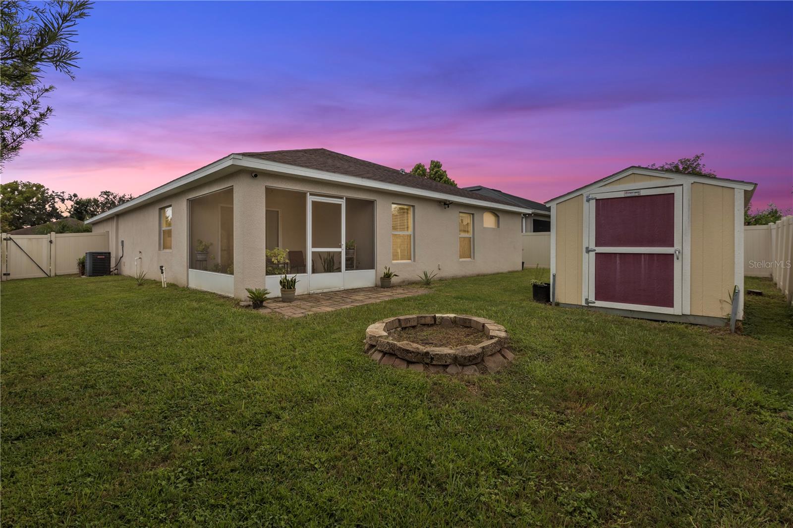 Image 40 of 55 For 719 Vineyard Reserve Court