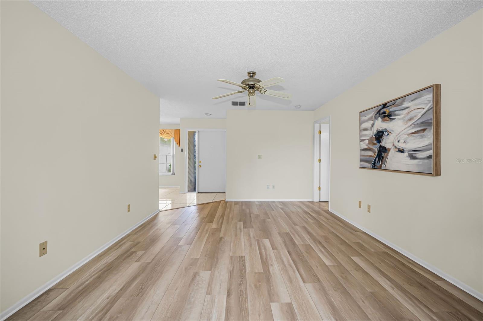 Image 14 of 72 For 1700 Macdonnell Drive