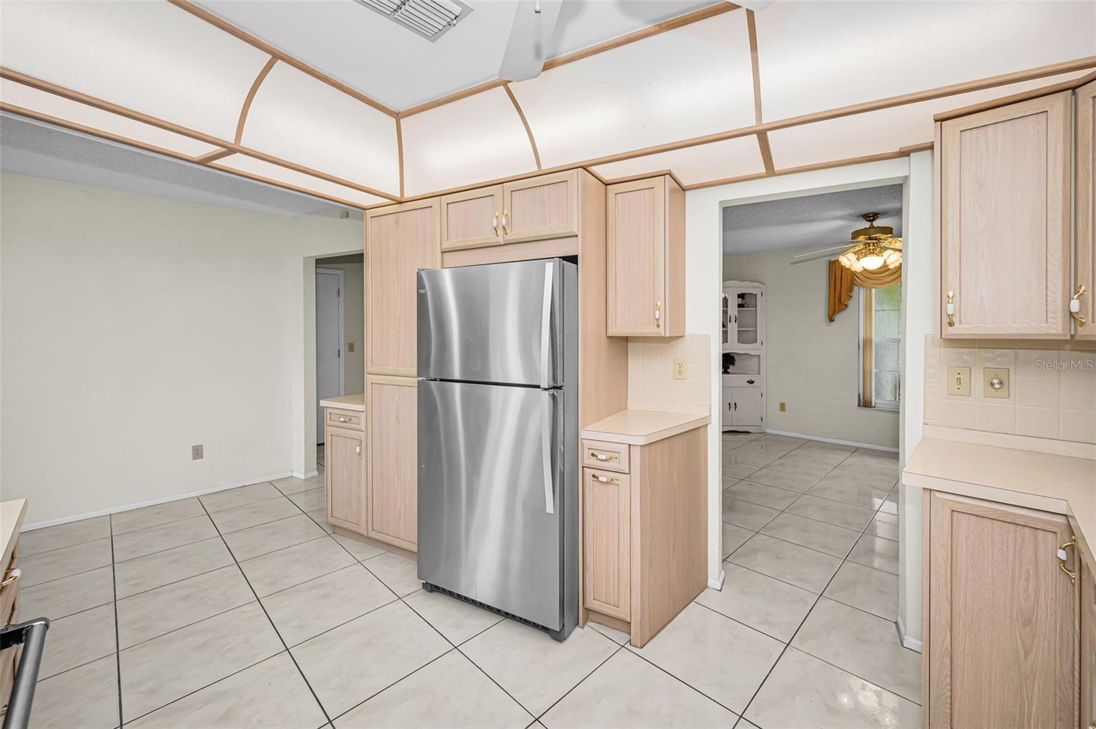 Image 19 of 72 For 1700 Macdonnell Drive