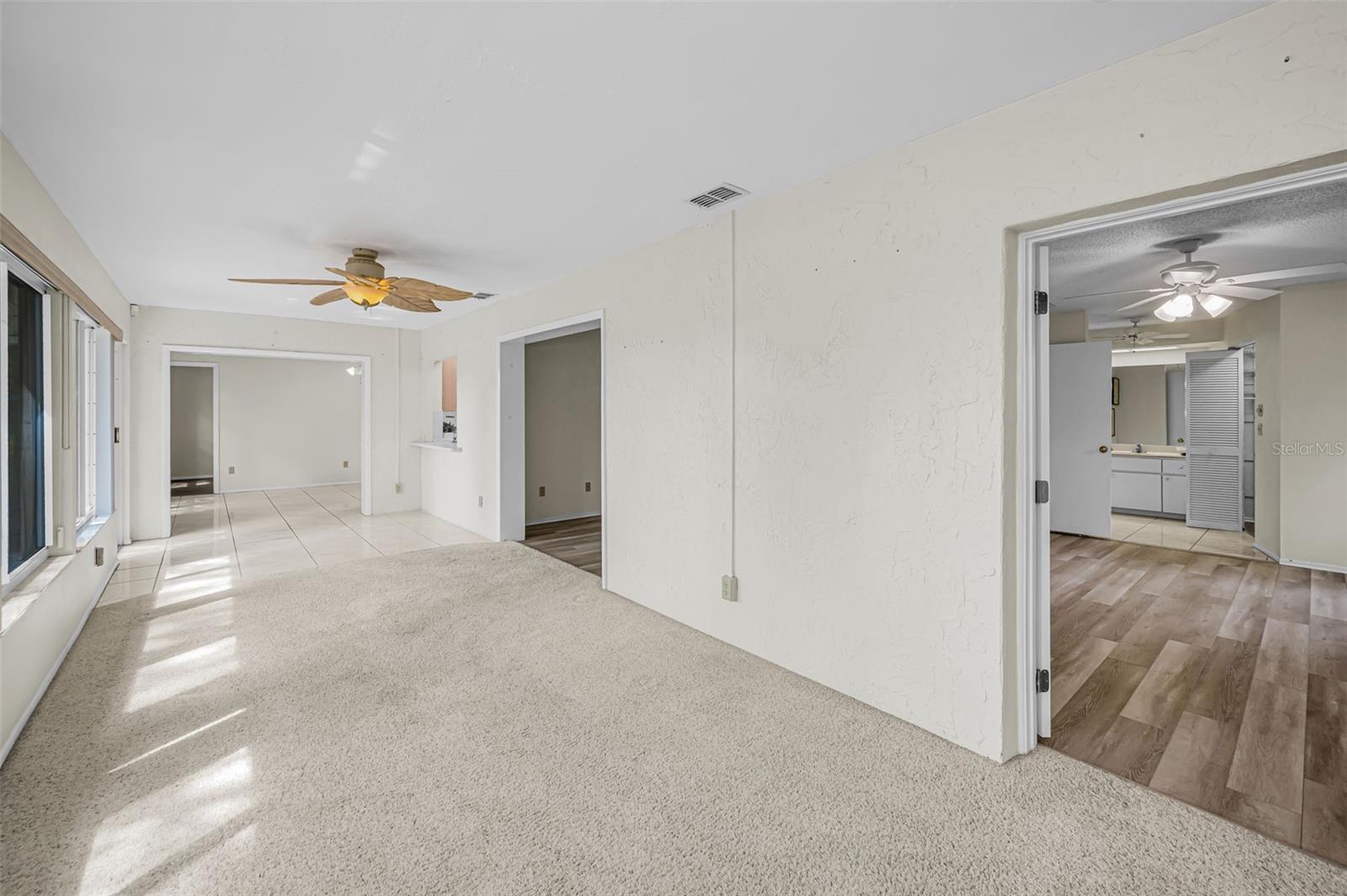 Image 28 of 72 For 1700 Macdonnell Drive