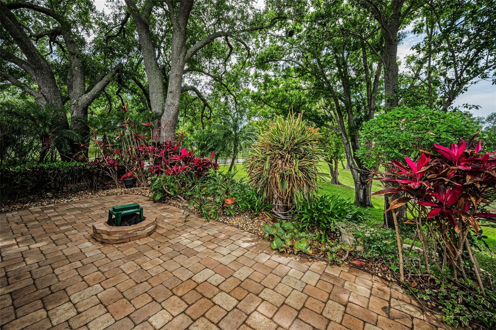 Image 48 of 72 For 1700 Macdonnell Drive