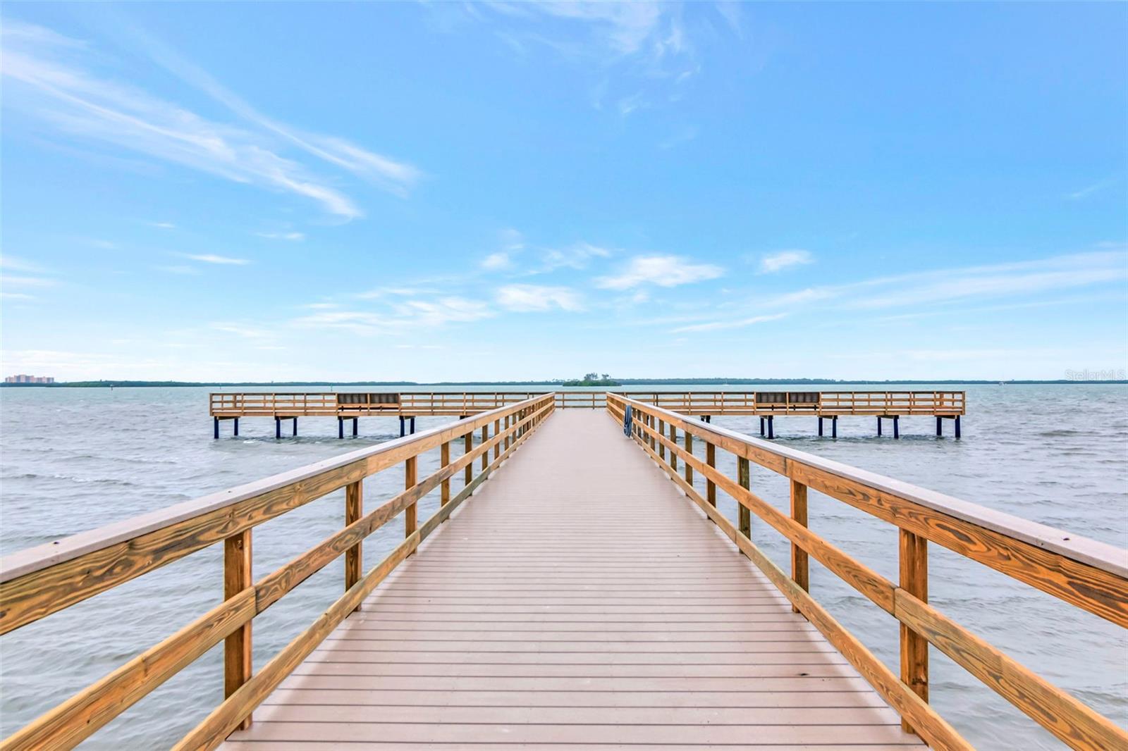 Image 2 of 40 For 634 Edgewater Drive 848