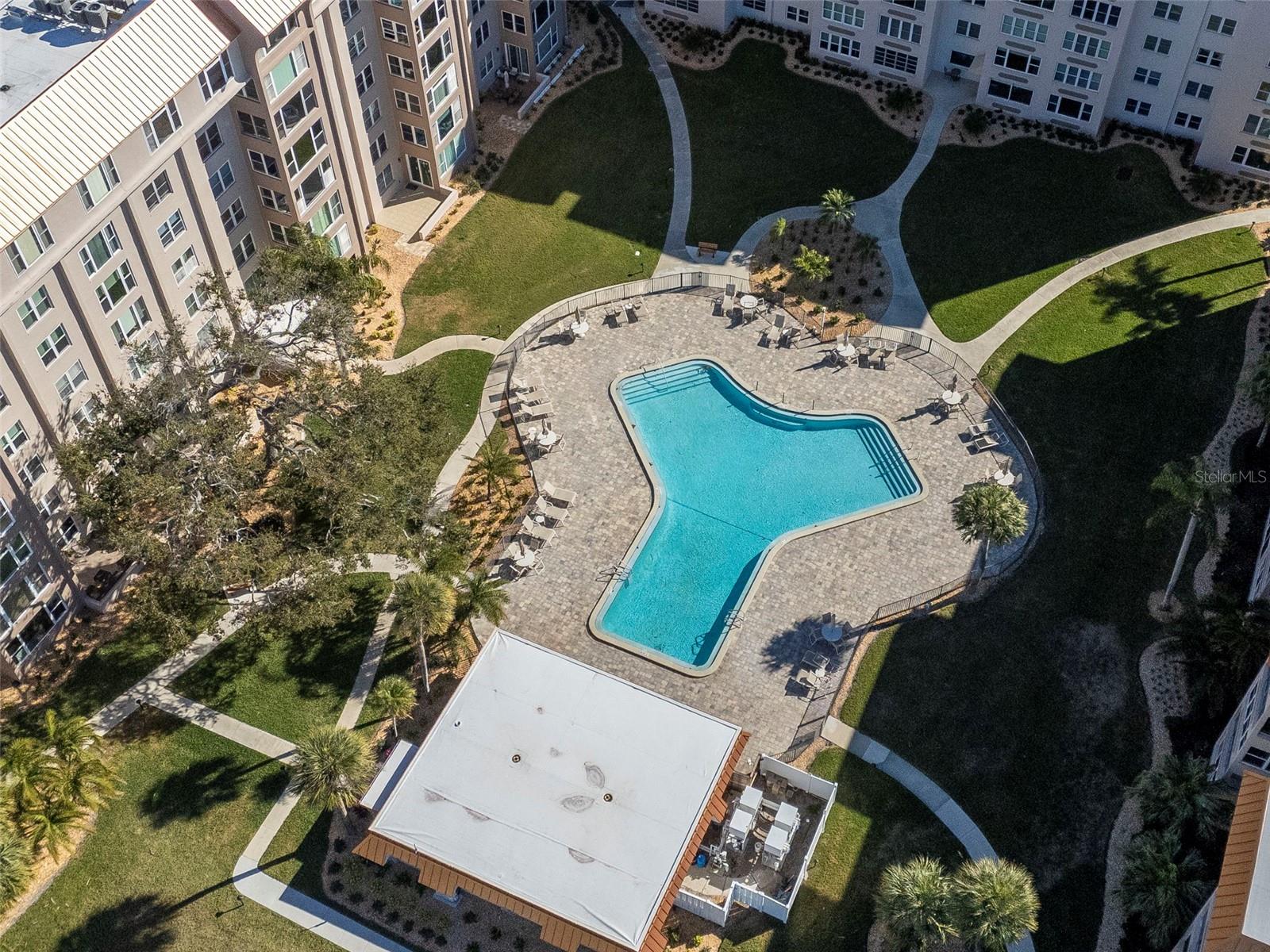 Image 37 of 40 For 634 Edgewater Drive 848