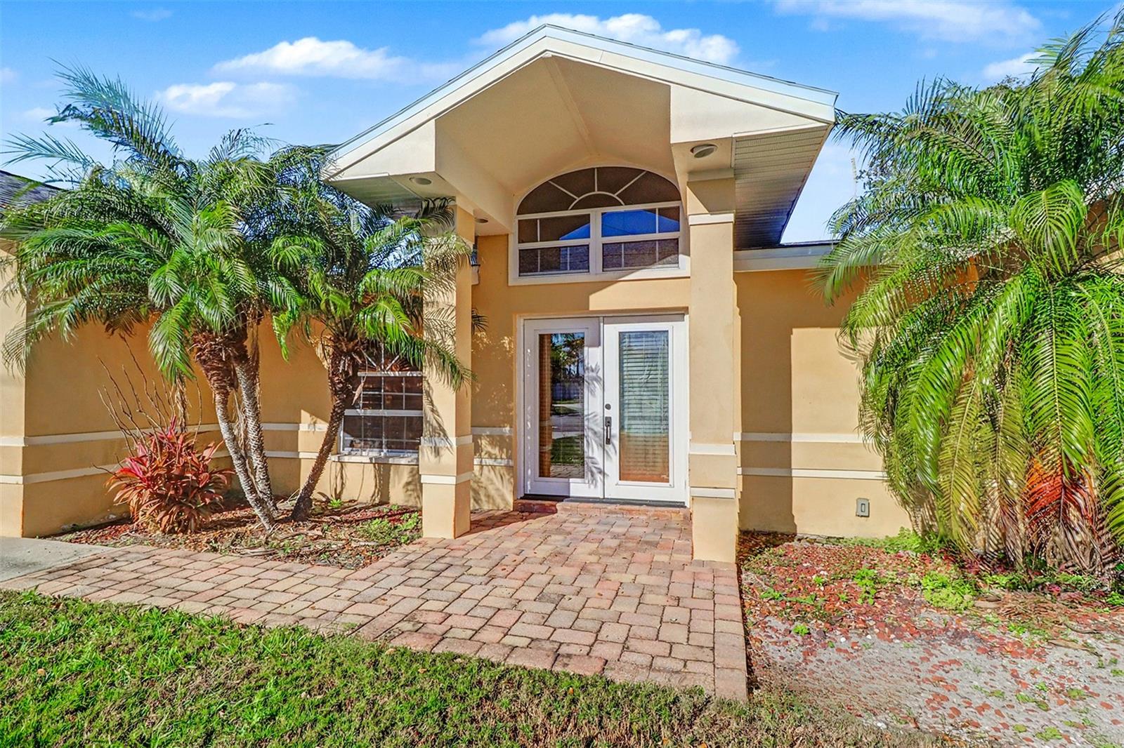 Details for 15918 Redington Drive, REDINGTON BEACH, FL 33708