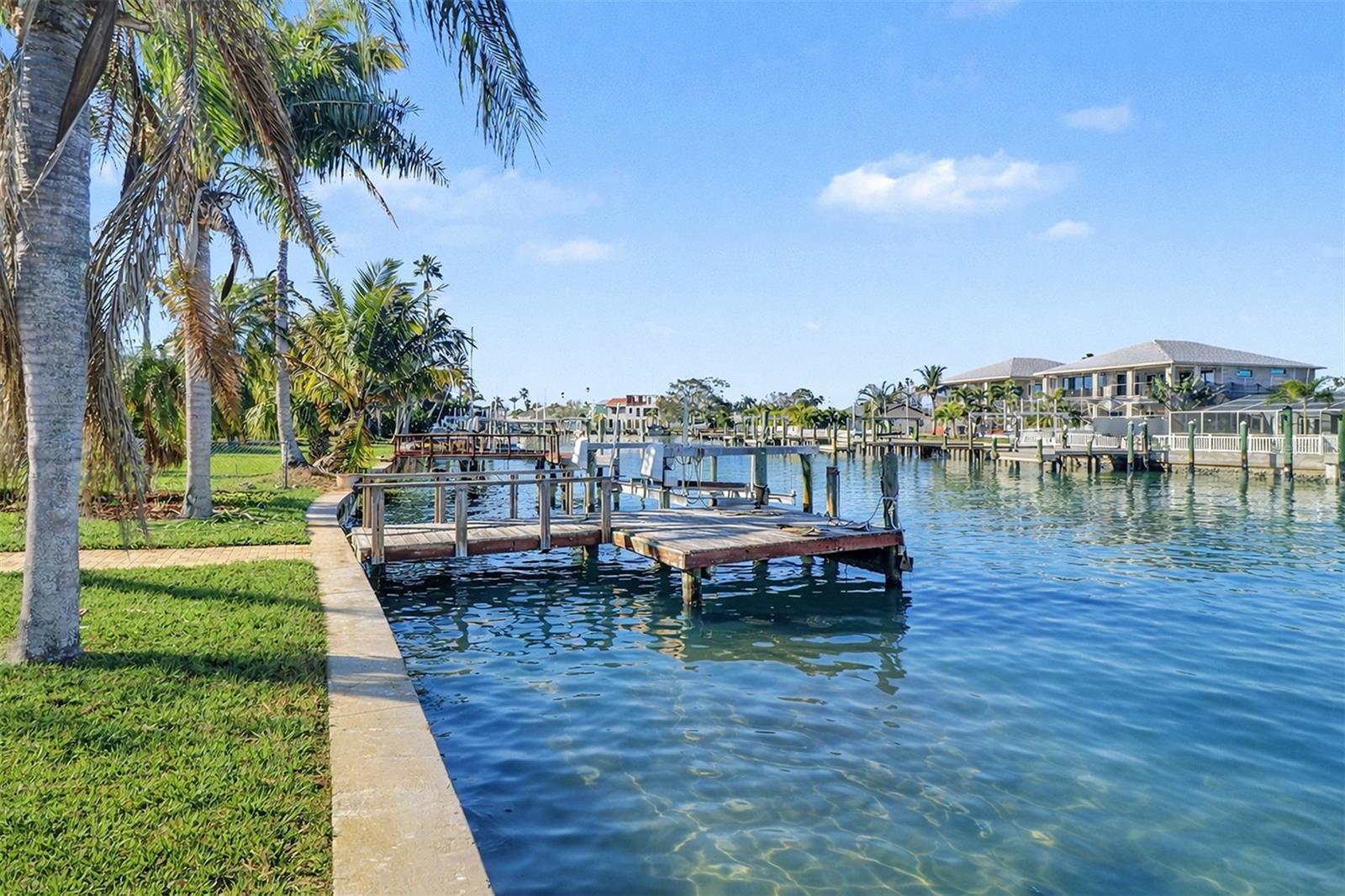 Image 28 of 33 For 15918 Redington Drive