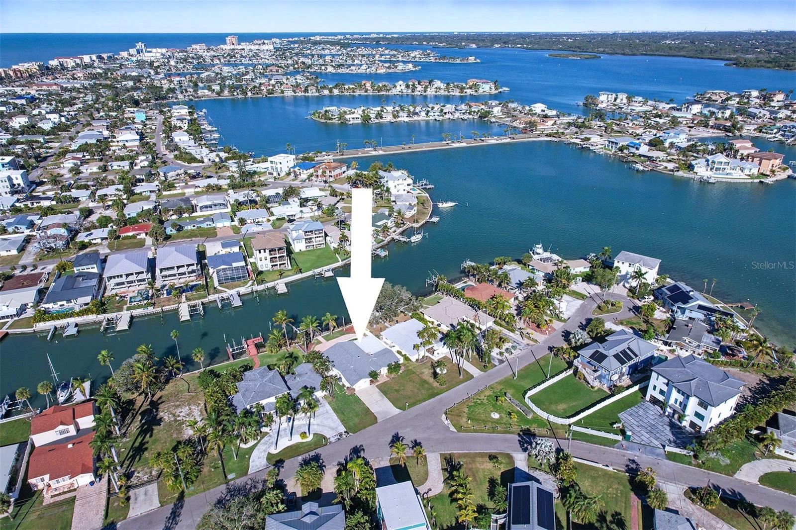 Image 31 of 33 For 15918 Redington Drive