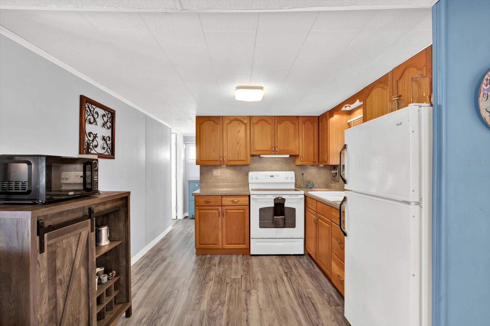 Image 10 of 22 For 7880 54th Avenue N 17