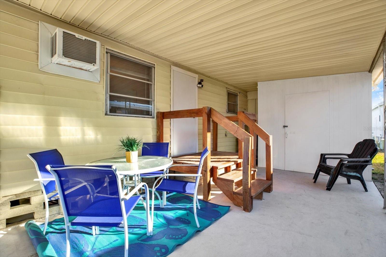 Image 16 of 22 For 7880 54th Avenue N 17