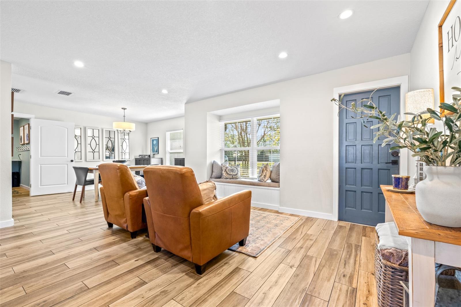 Listing photo id 10 for 6126 Native Woods Drive