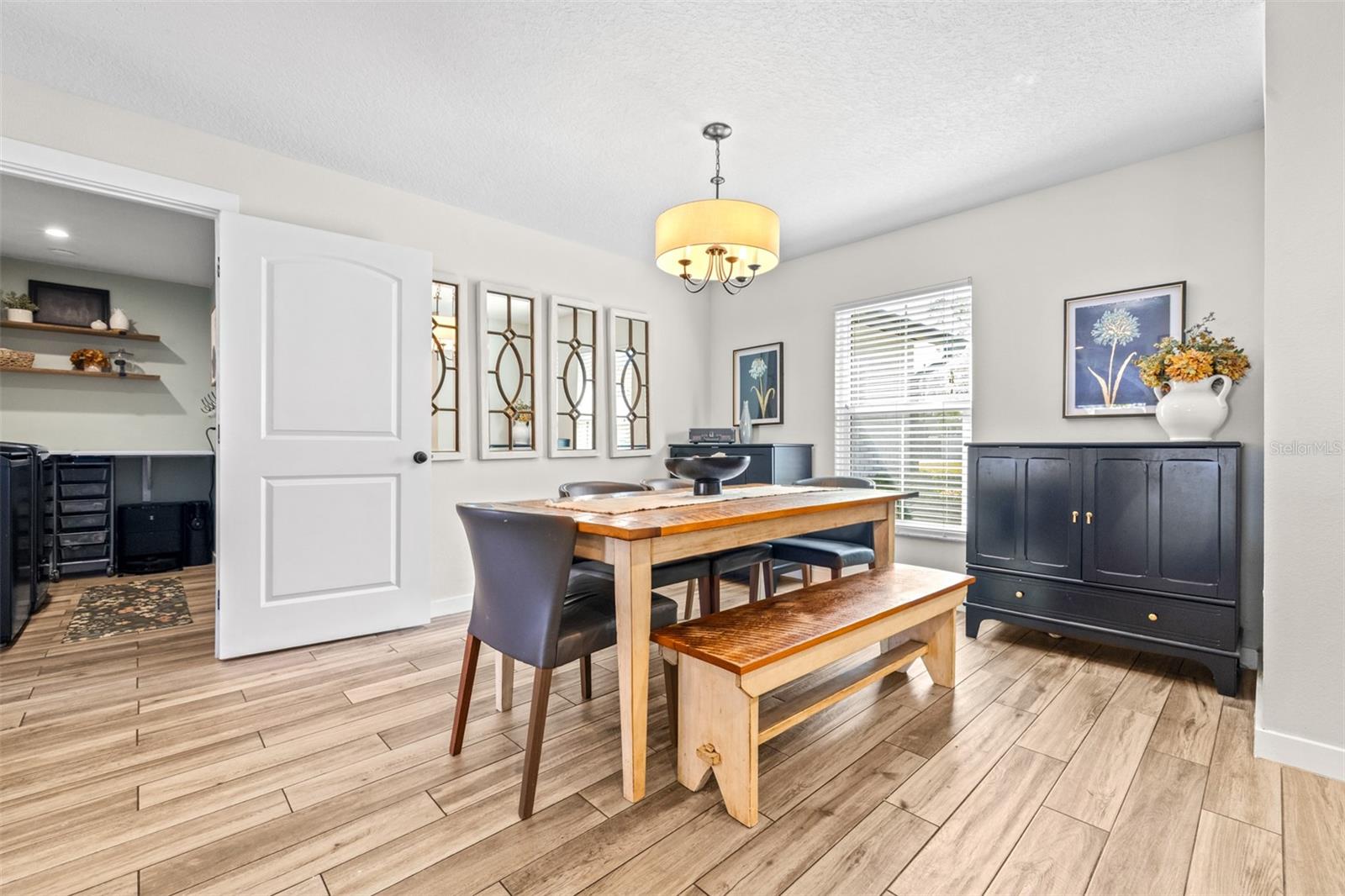 Listing photo id 22 for 6126 Native Woods Drive