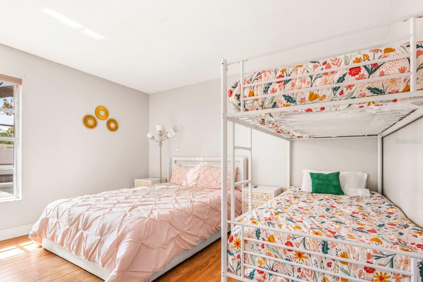 Image 18 of 24 For 12110 93rd Way