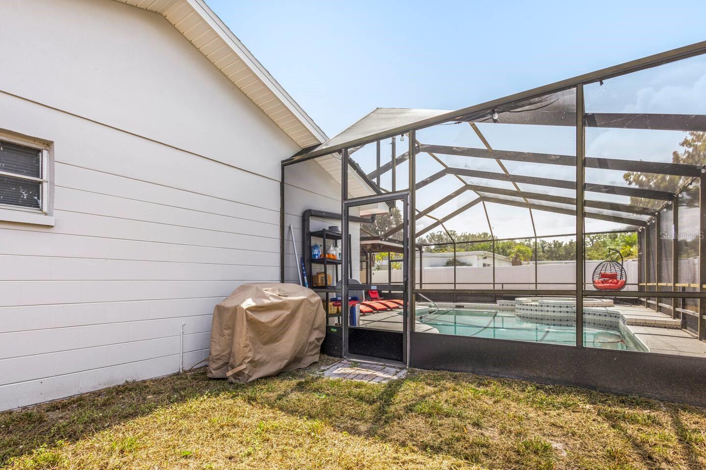 Image 22 of 24 For 12110 93rd Way