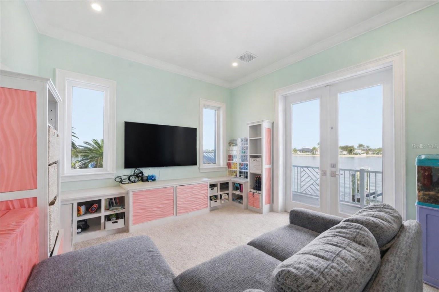 Image 18 of 64 For 391 12th Avenue