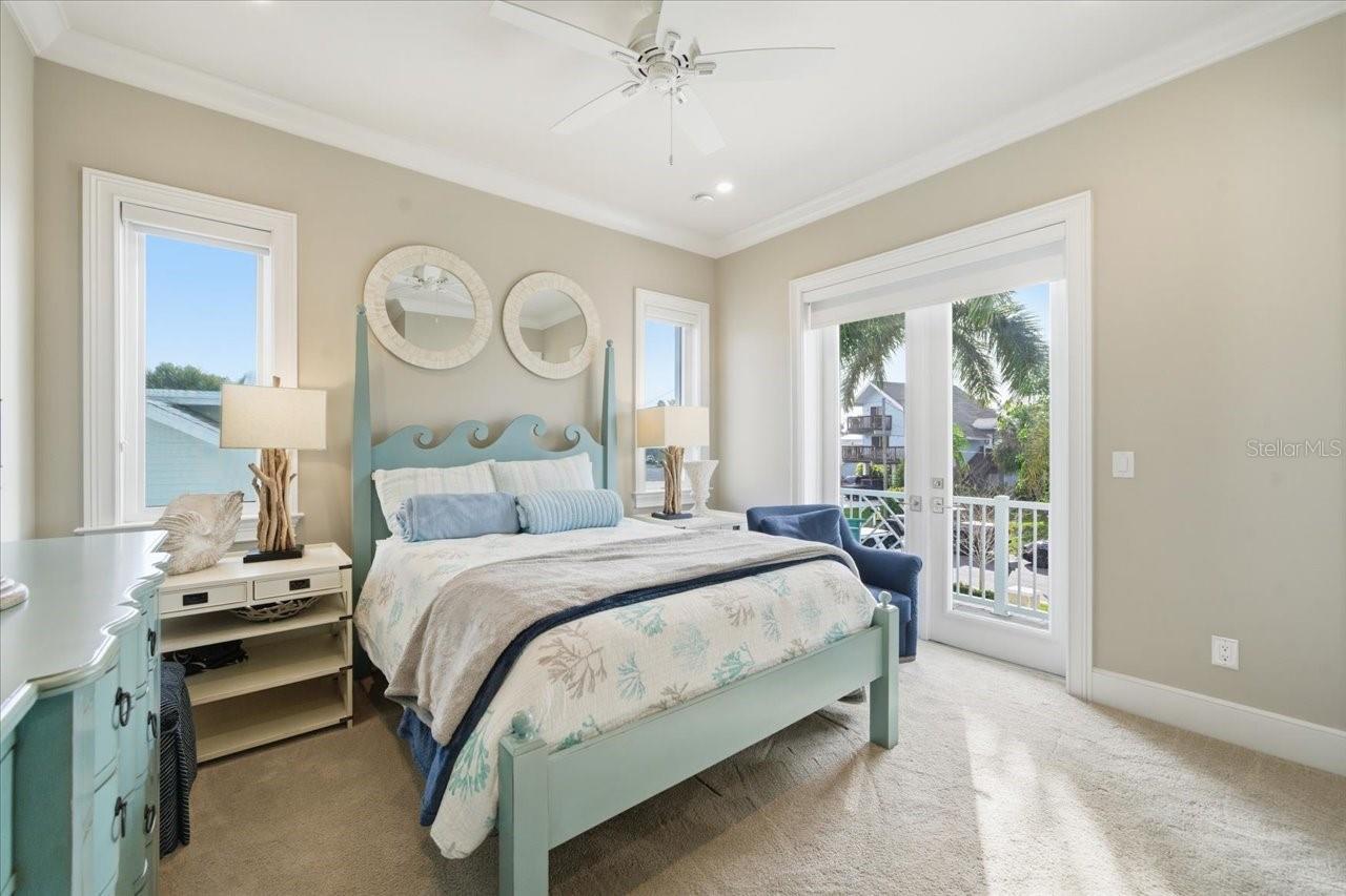 Image 22 of 64 For 391 12th Avenue