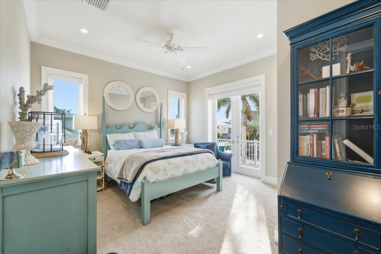 Image 23 of 64 For 391 12th Avenue