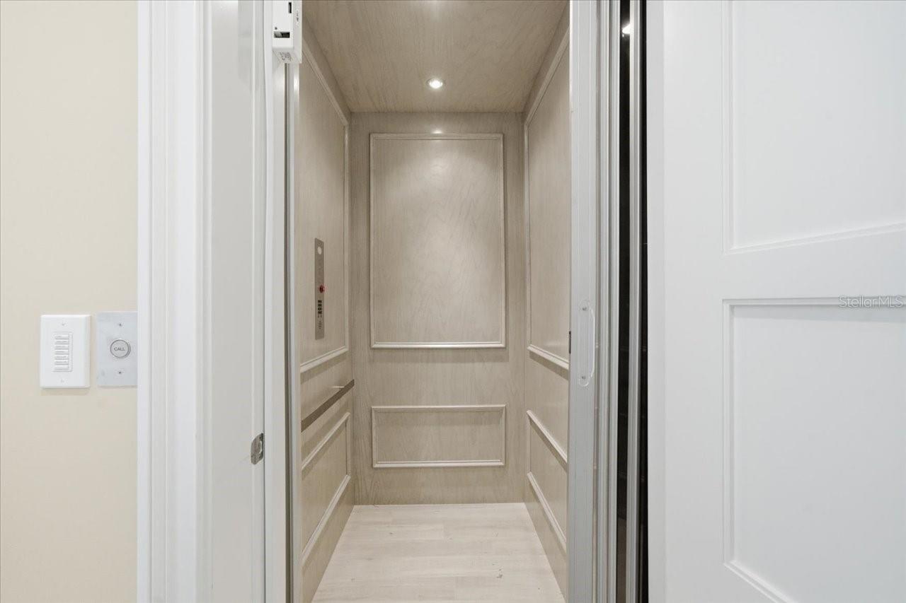 Image 27 of 64 For 391 12th Avenue