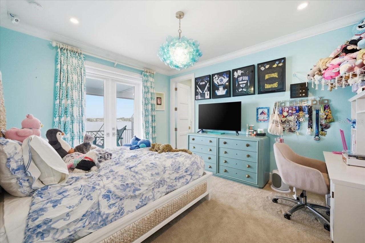 Image 45 of 64 For 391 12th Avenue