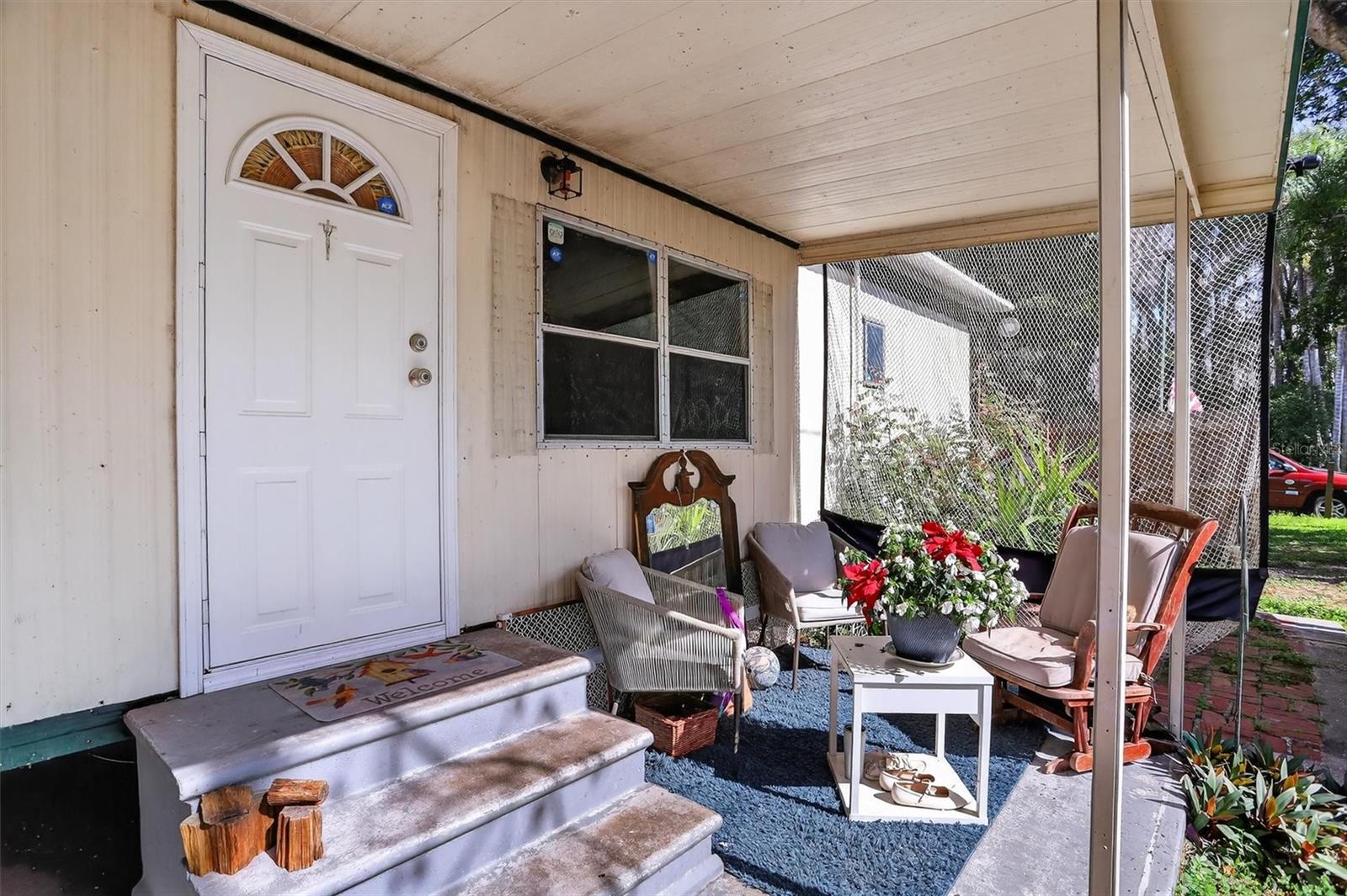 Listing photo id 0 for 18316 Crooked Lane