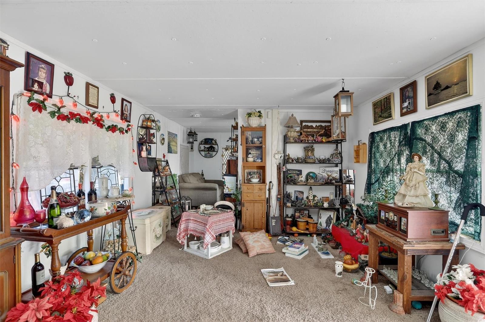 Listing photo id 4 for 18316 Crooked Lane