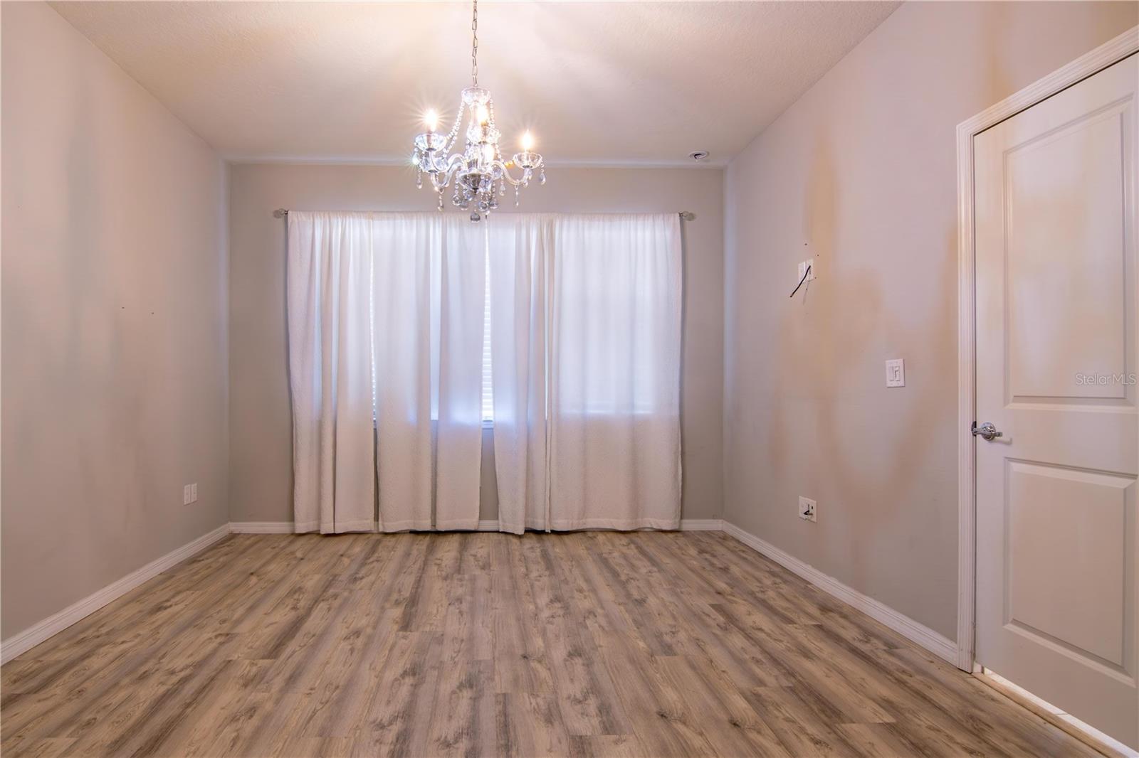 Image 10 of 43 For 8000 Olive Brook Drive