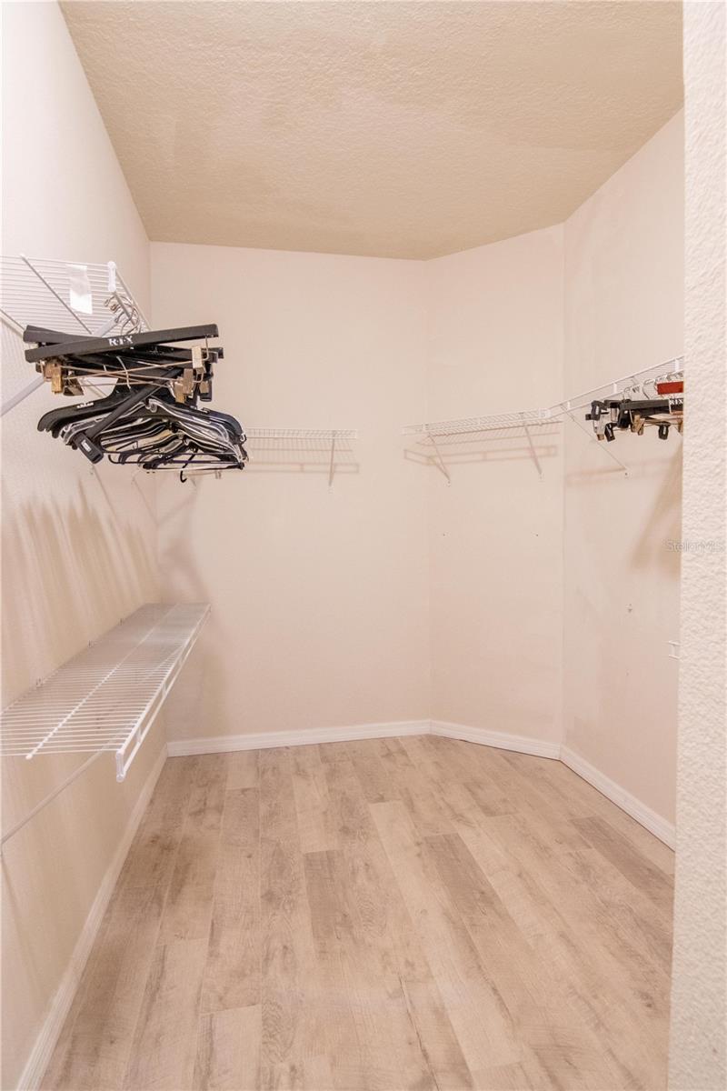 Image 26 of 43 For 8000 Olive Brook Drive