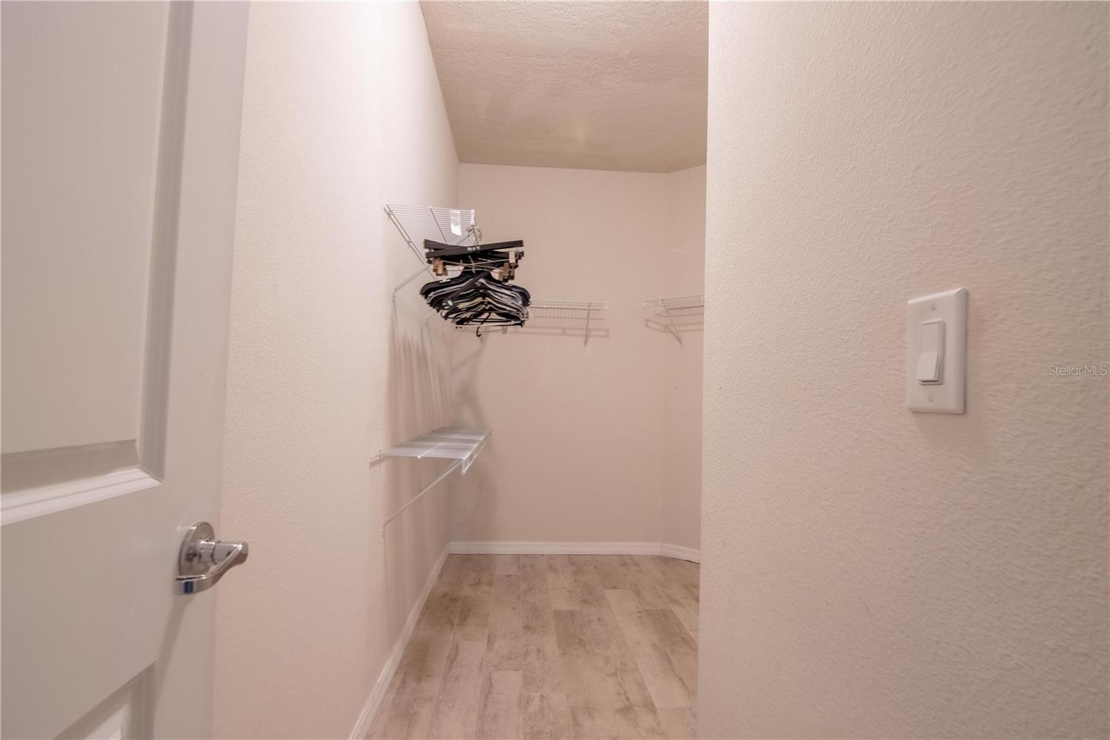 Image 27 of 43 For 8000 Olive Brook Drive