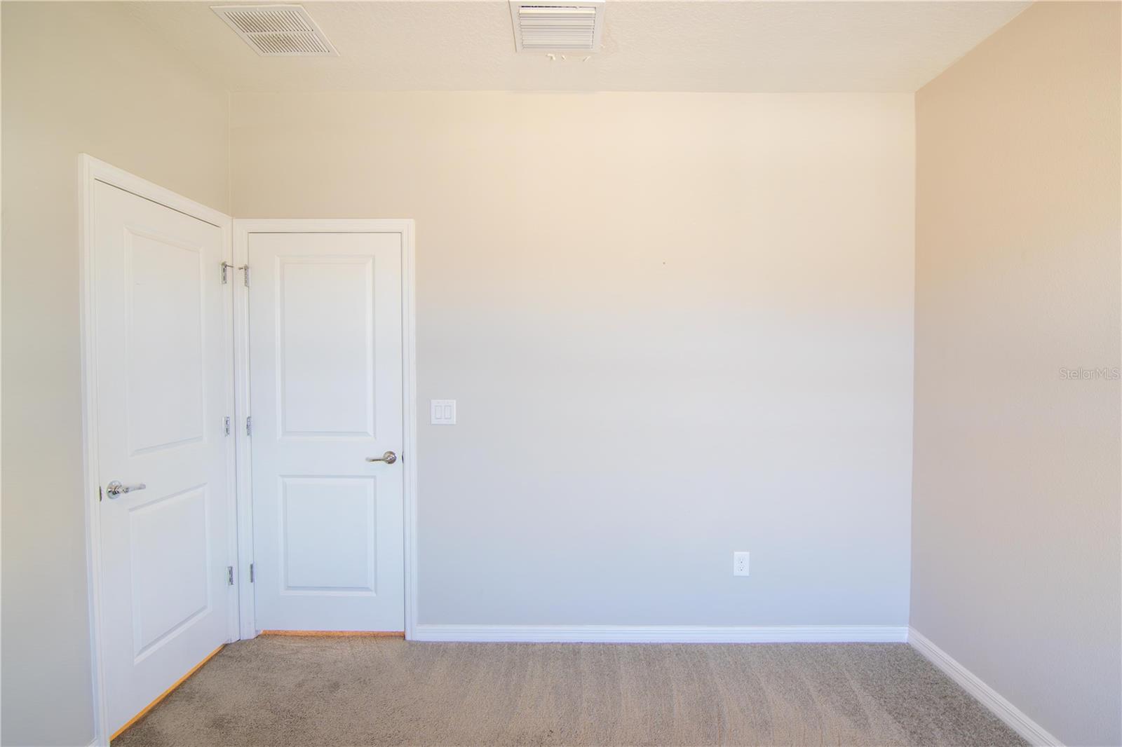 Image 31 of 43 For 8000 Olive Brook Drive