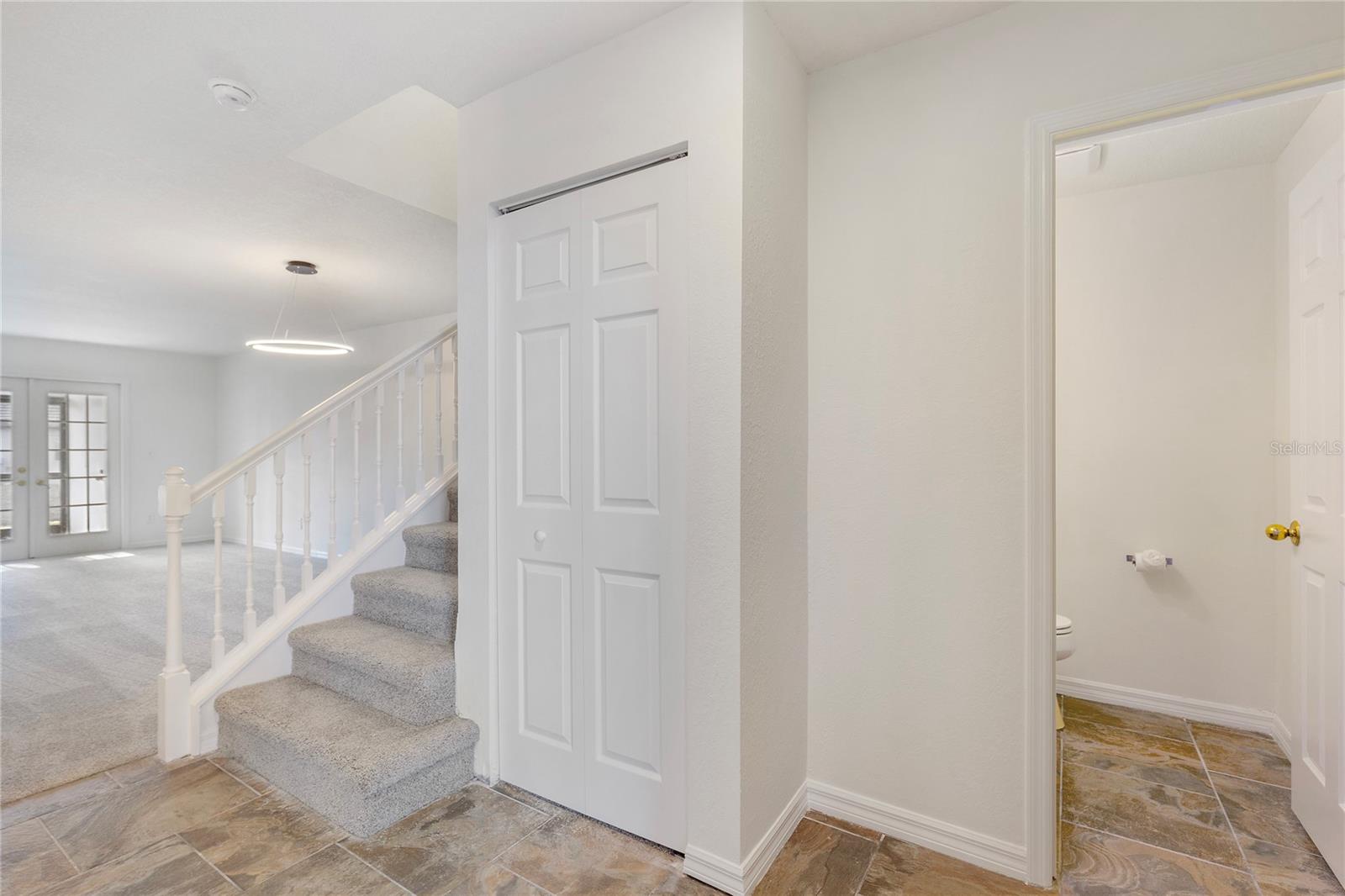 Image 7 of 40 For 4138 Brentwood Park Circle