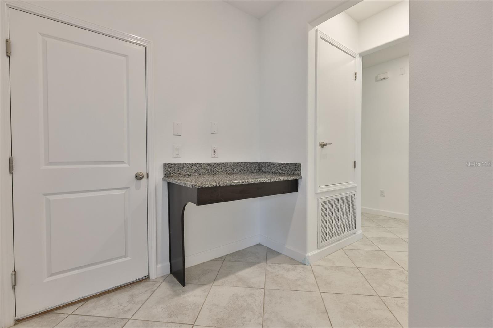 Image 14 of 44 For 10616 Great Cormorant Drive