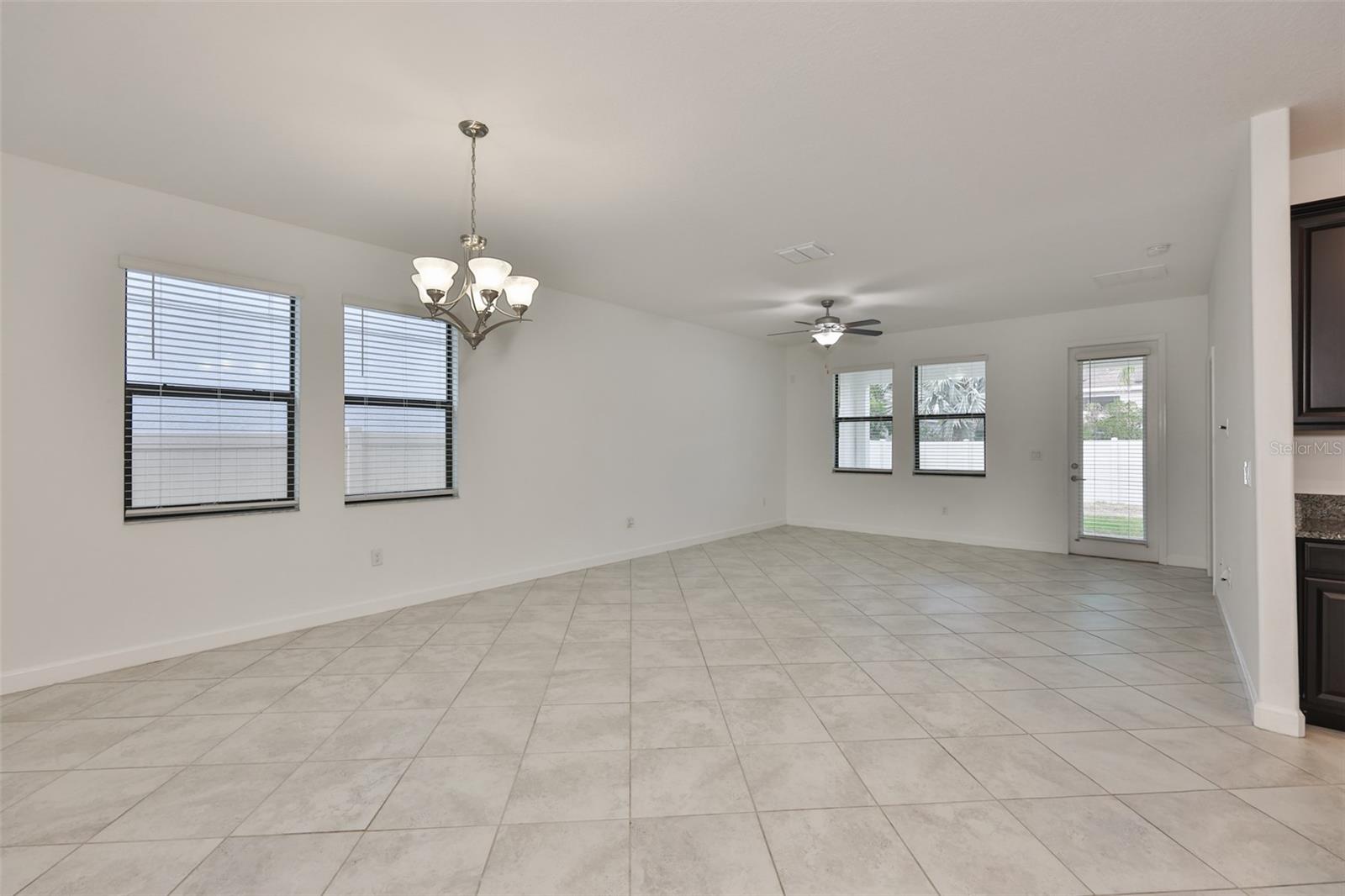 Image 18 of 44 For 10616 Great Cormorant Drive