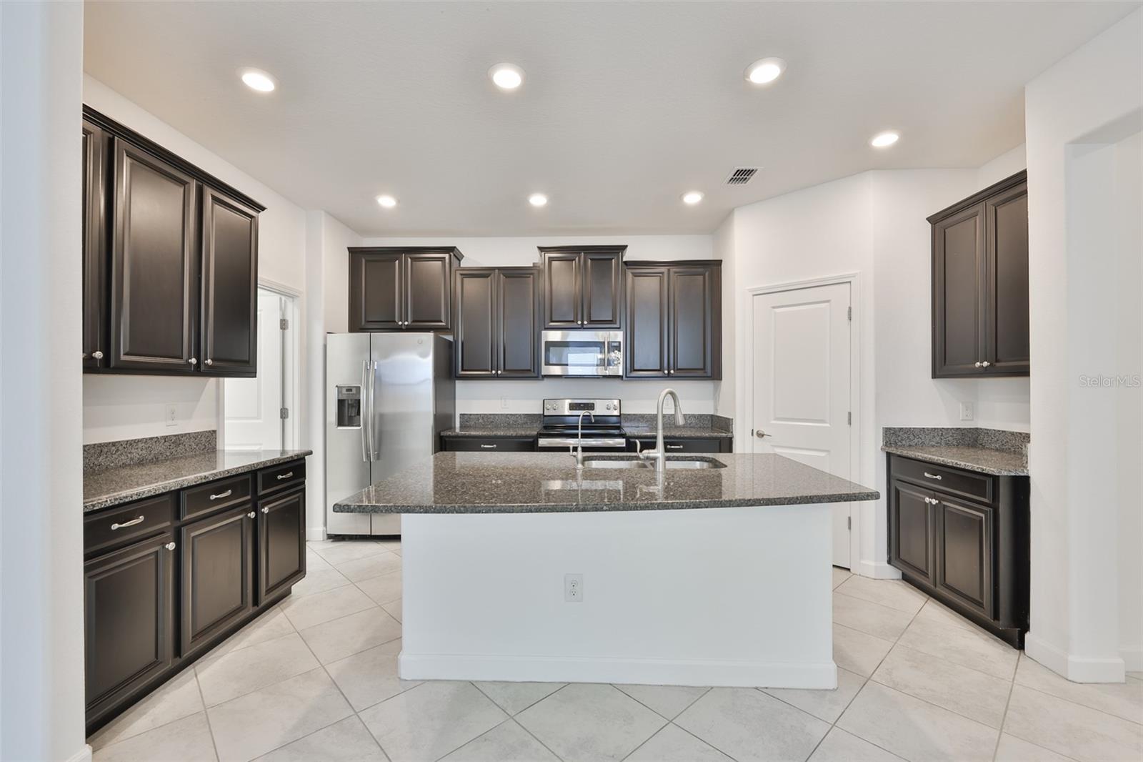 Image 25 of 44 For 10616 Great Cormorant Drive