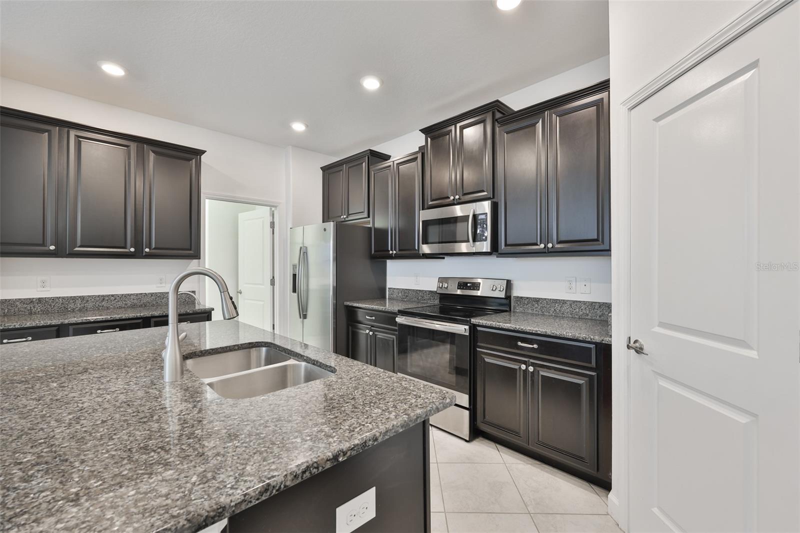 Image 27 of 44 For 10616 Great Cormorant Drive