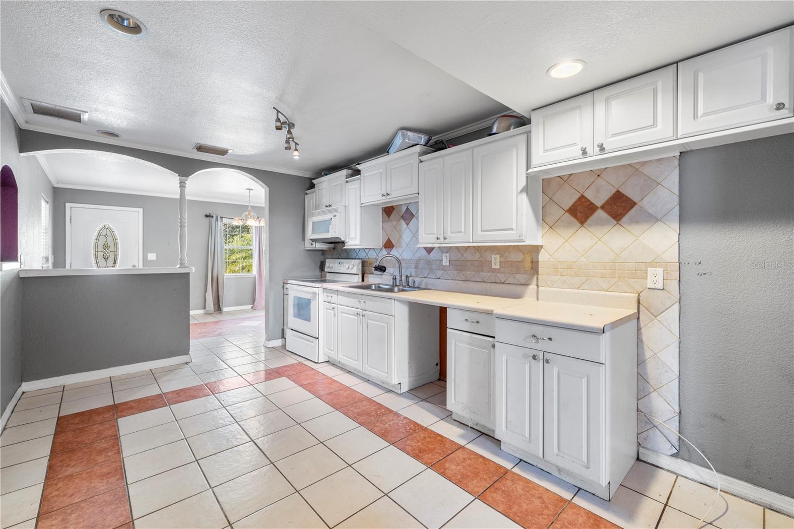 Image 11 of 50 For 37406 Vista Drive